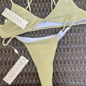 Boutinela SHIMMER SET, NWT